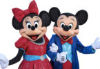 Pourquoi Mickey Mouse porte-t-il des gants