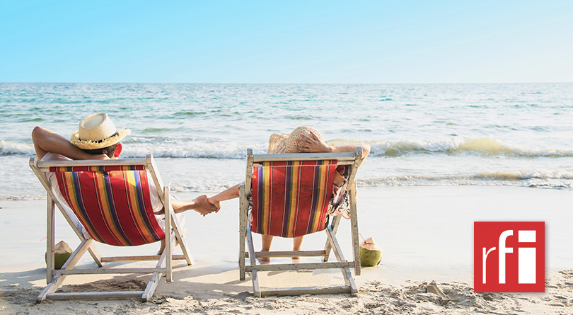 En France, on se prépare aux vacances.